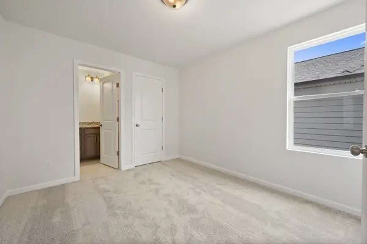 EXAMPLE PHOTO OF SIMILAR FLOORPAN THAT RECENTLY CLOSED.