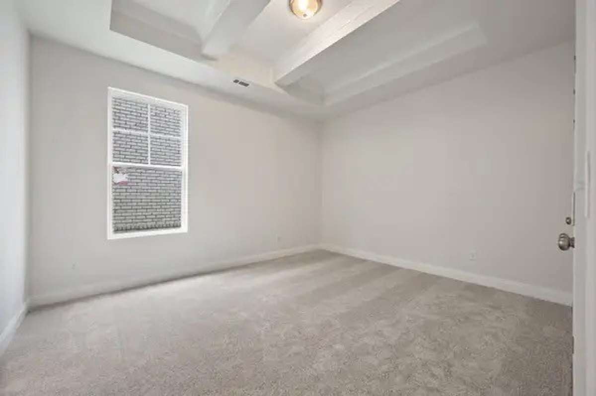 EXAMPLE PHOTO OF SIMILAR FLOORPAN THAT RECENTLY CLOSED.