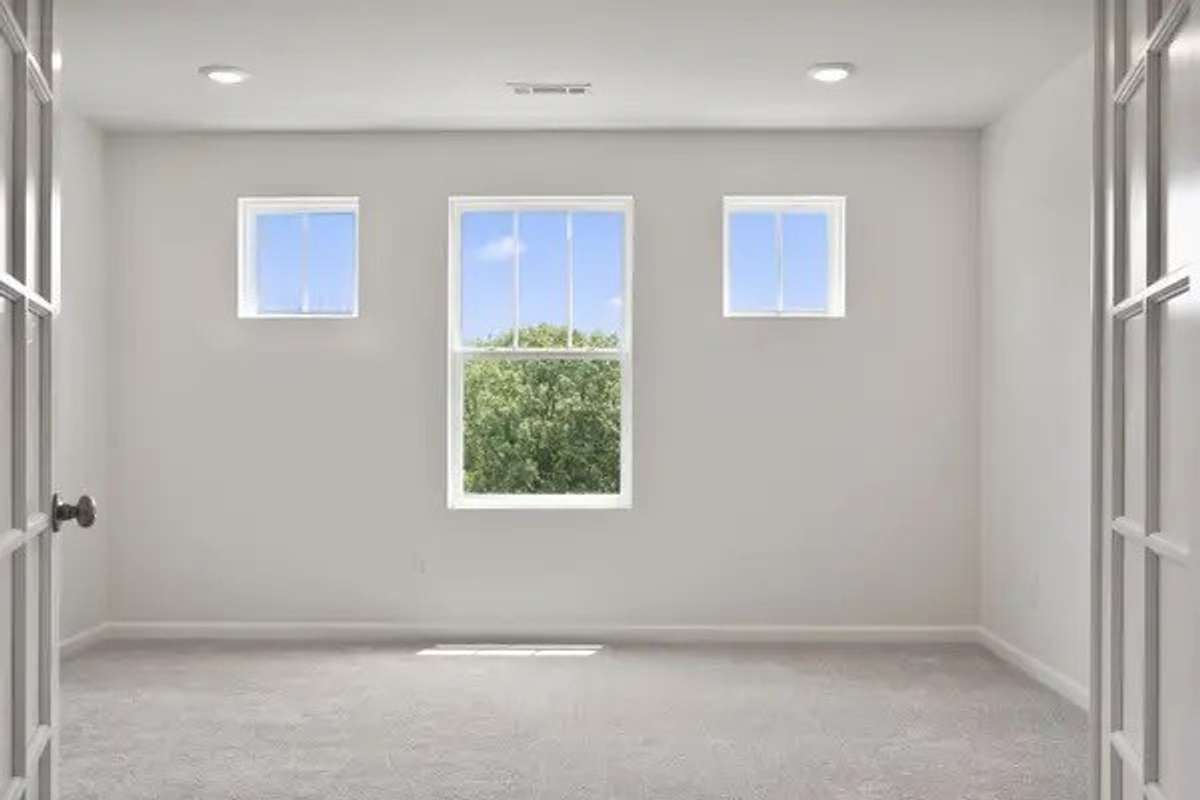 EXAMPLE PHOTO OF SIMILAR FLOORPAN THAT RECENTLY CLOSED.