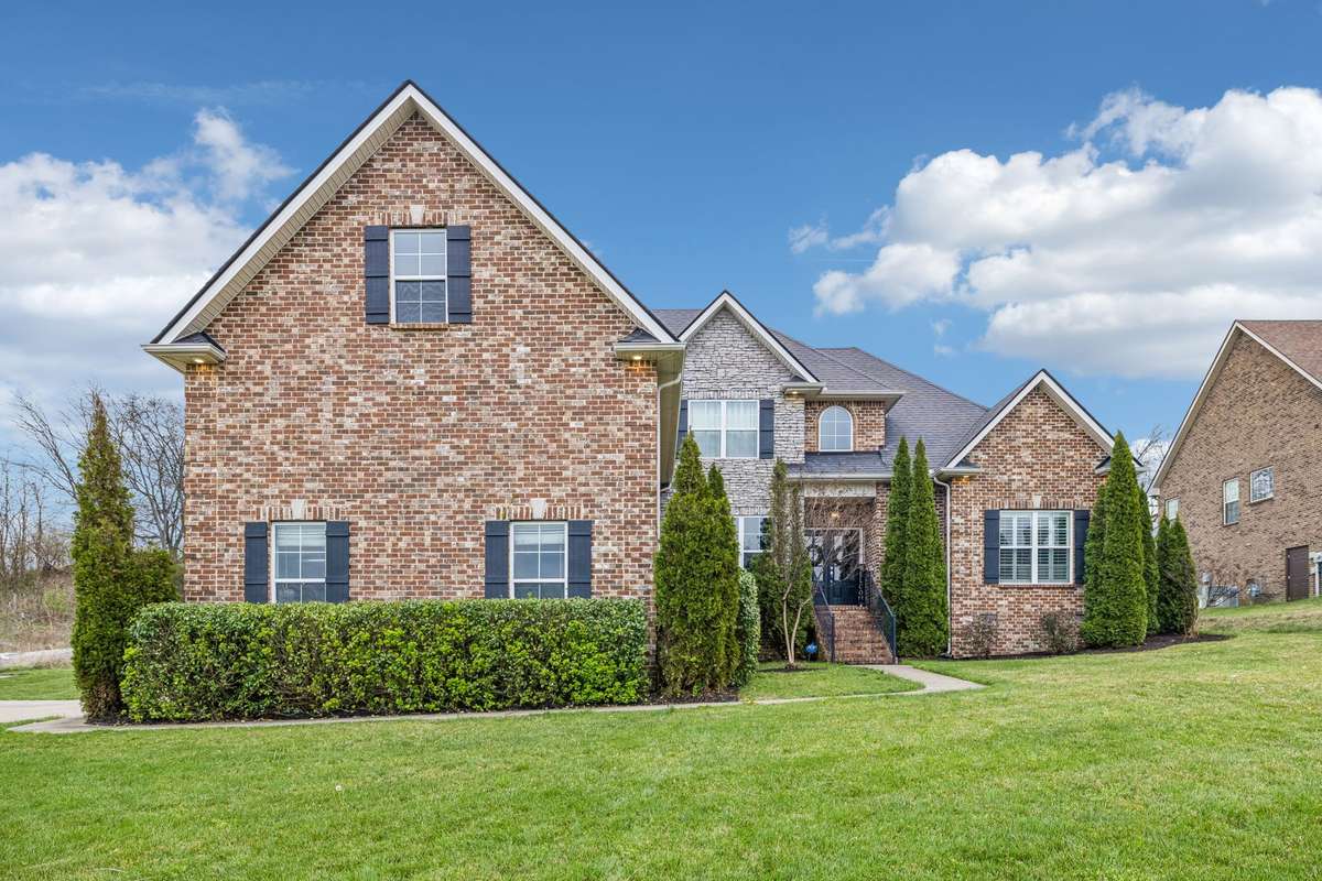 Welcome to 152 Dobson Knob Trl in The Ridge