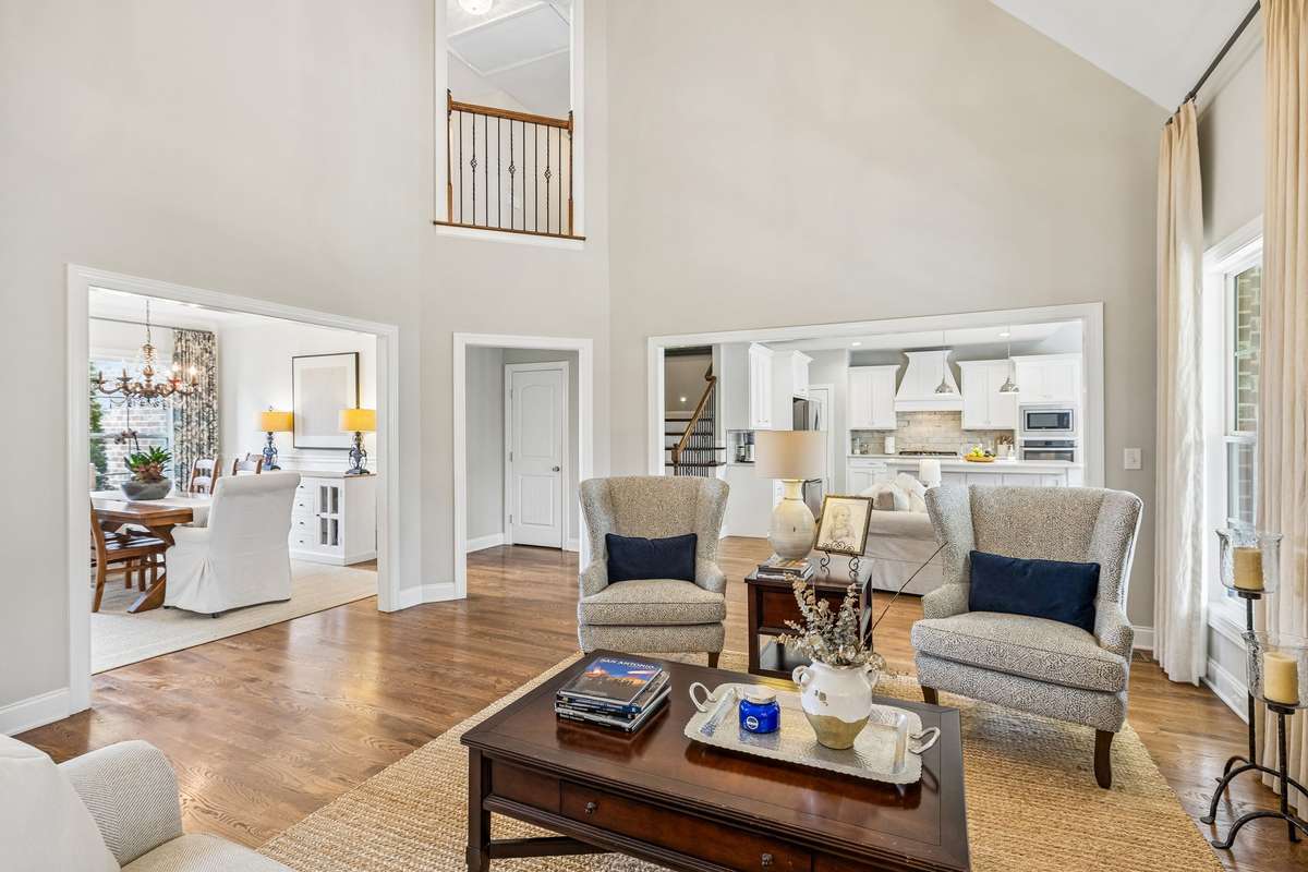 Views of the dining room and kitchen from the living room