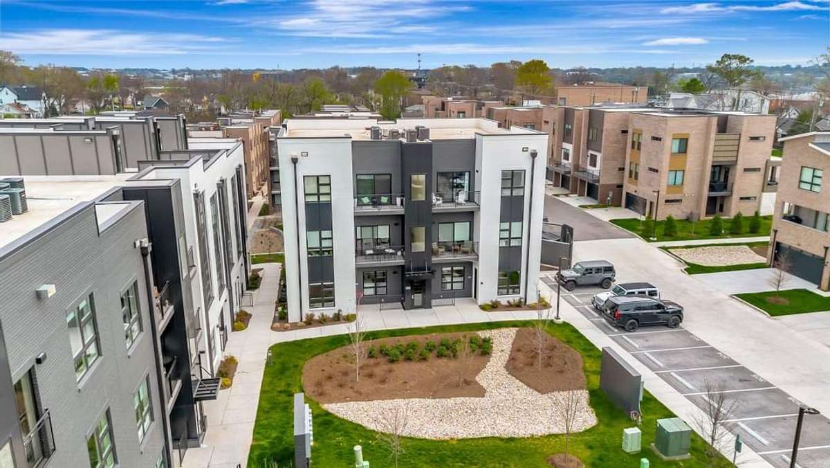 Welcome to Southgate Commons located at 542 Southgate Ave, Nashville, TN 37203 in Wedgewood Houston.