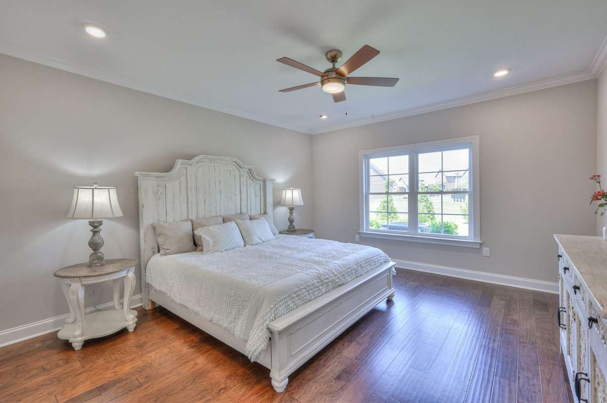 Bedroom 1- Primary