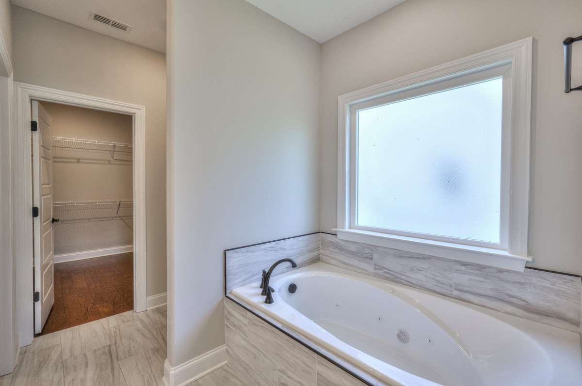 Primary Bath- Tub