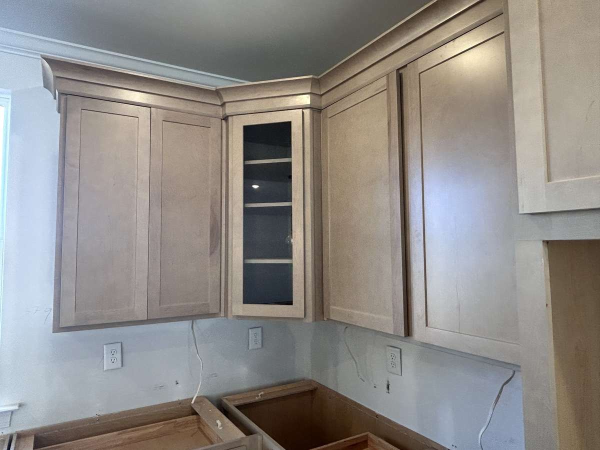 Beautiful 42" Cabinets
