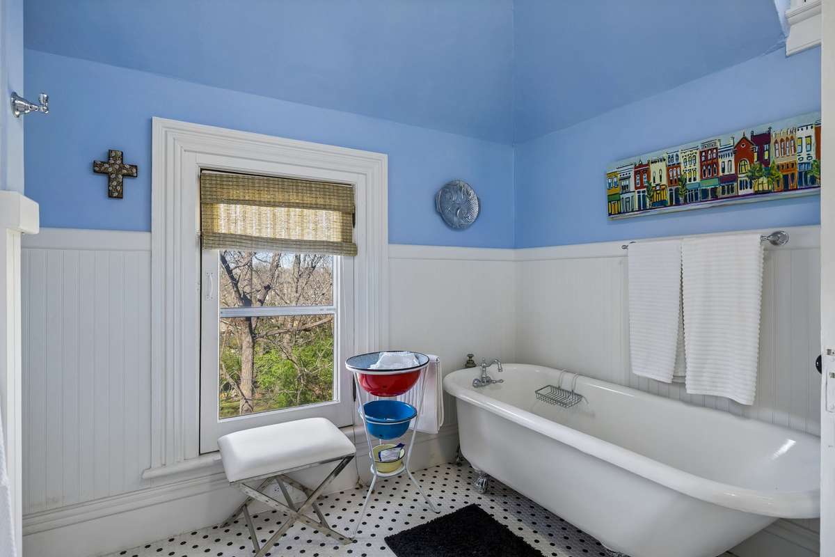 Claw tub in the full bath on the second floor