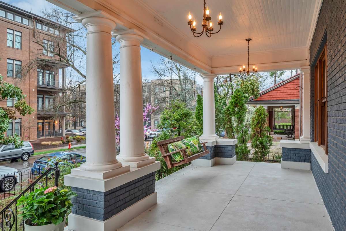 Perched above the street this welcomes your guests