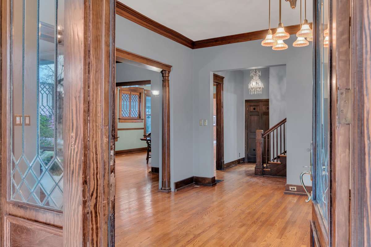 A  Entry Hall that Welcomes All to step back in time