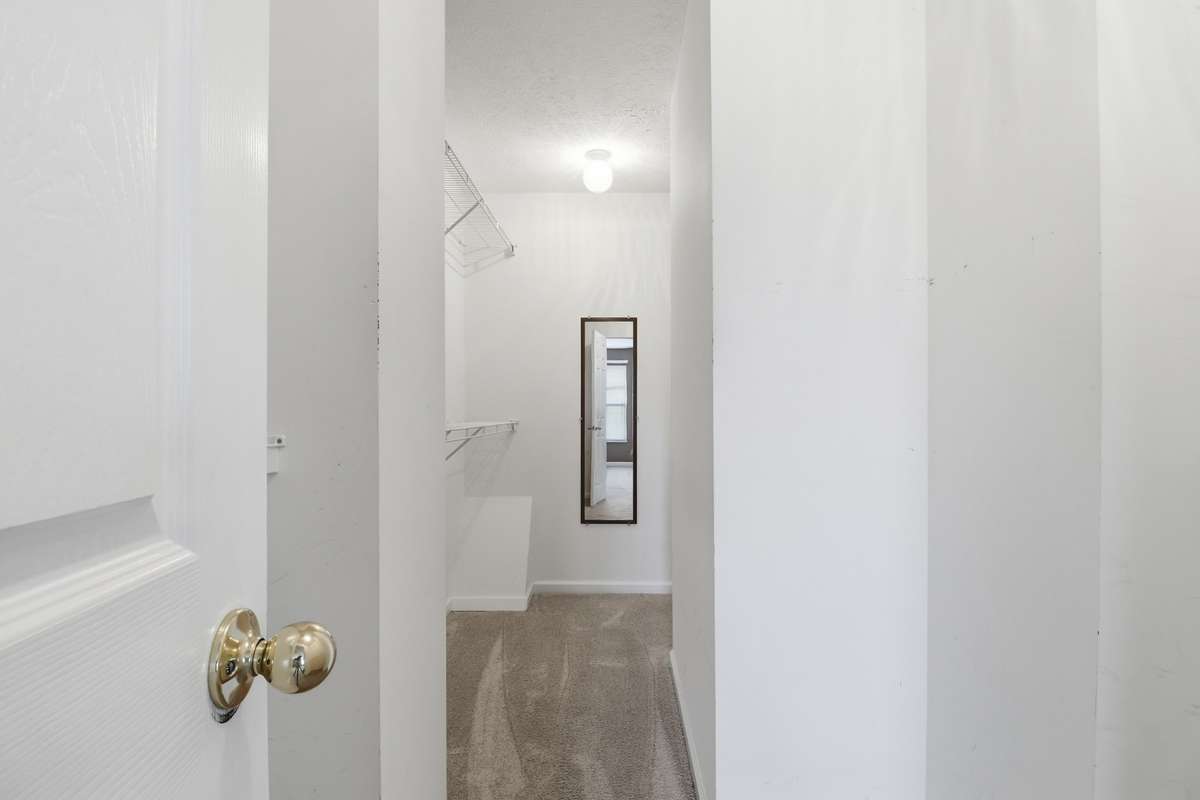 This Primary closet is so nice