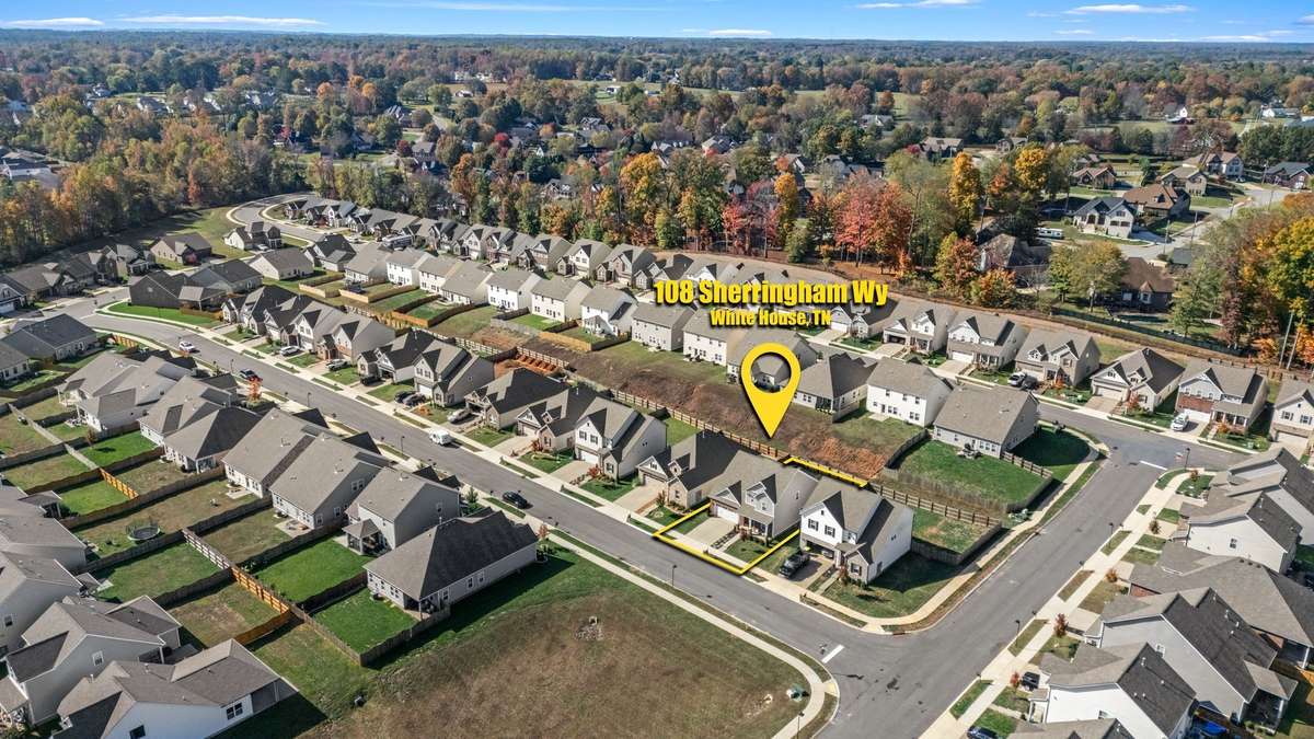No front door neighbors!! Convenient location!