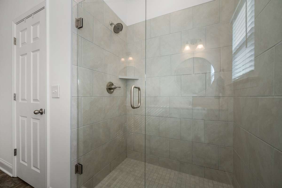 Large, tile shower!