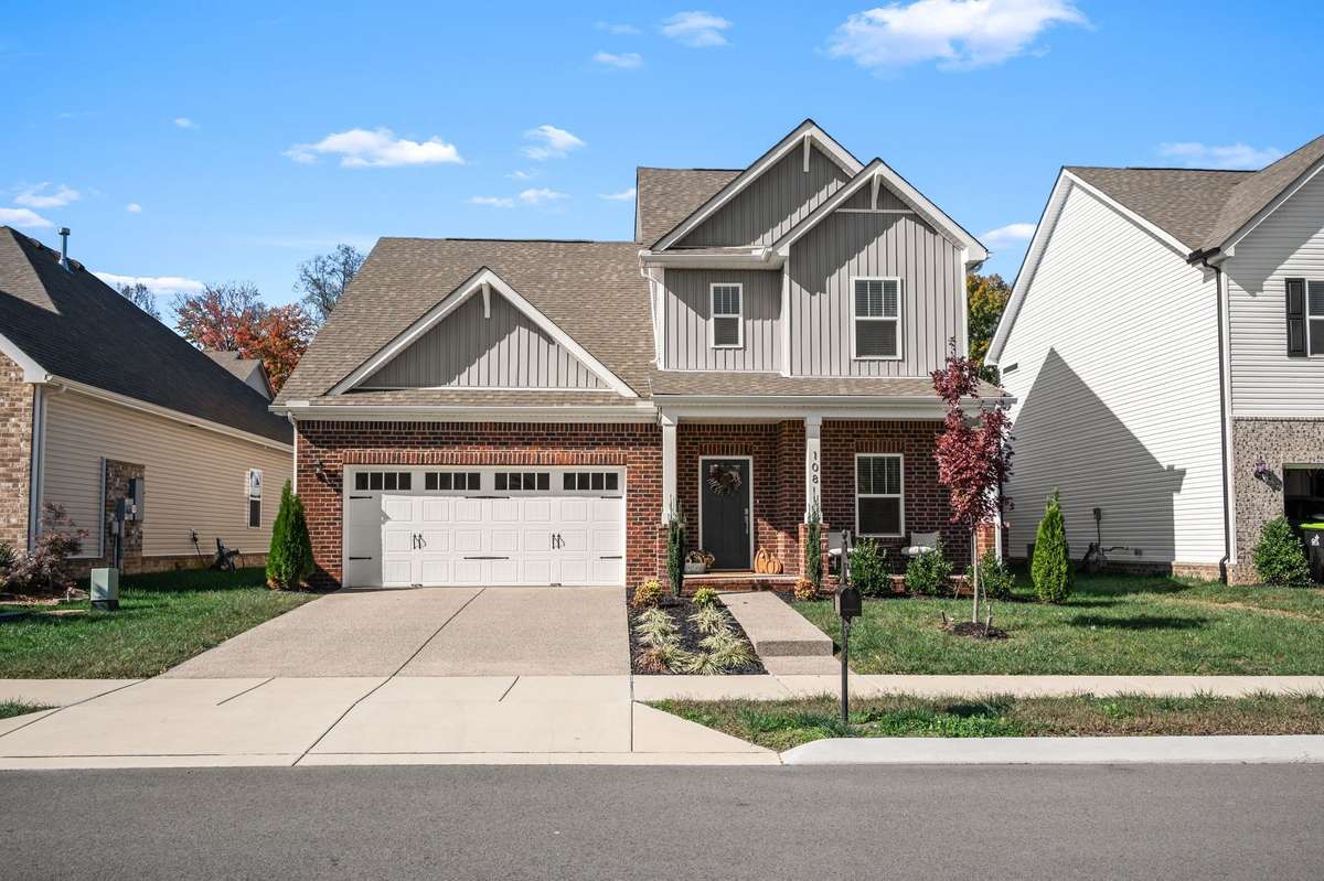 Welcome Home to 108 Sherringham Way!  Great curb appeal and location!