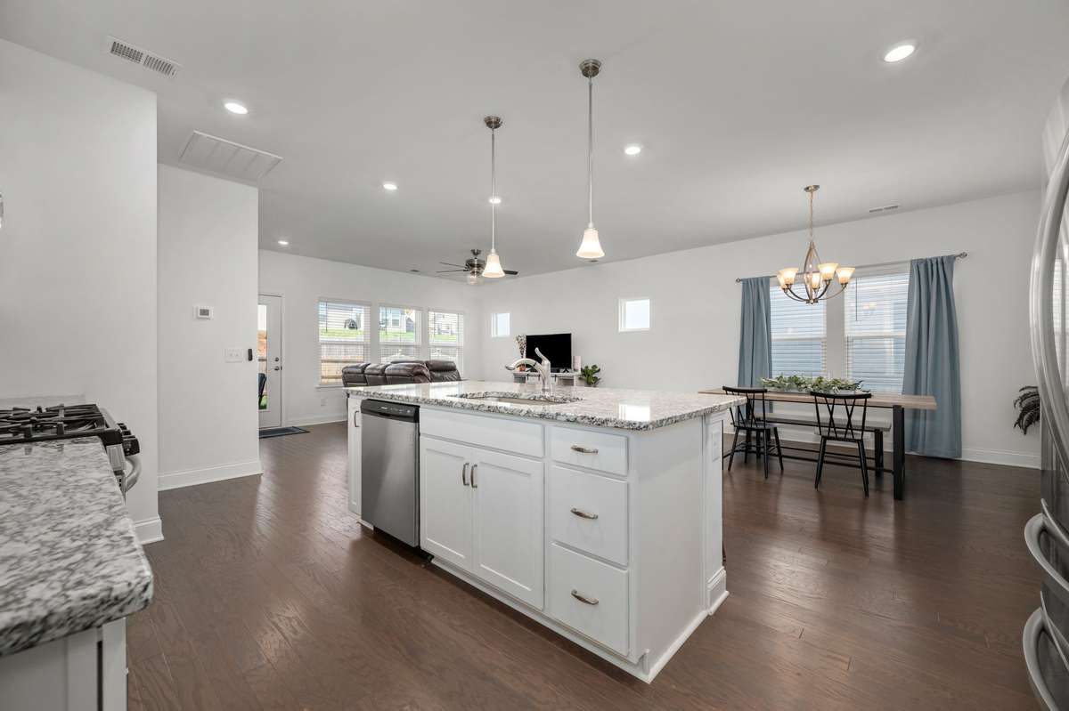 So much natural light!