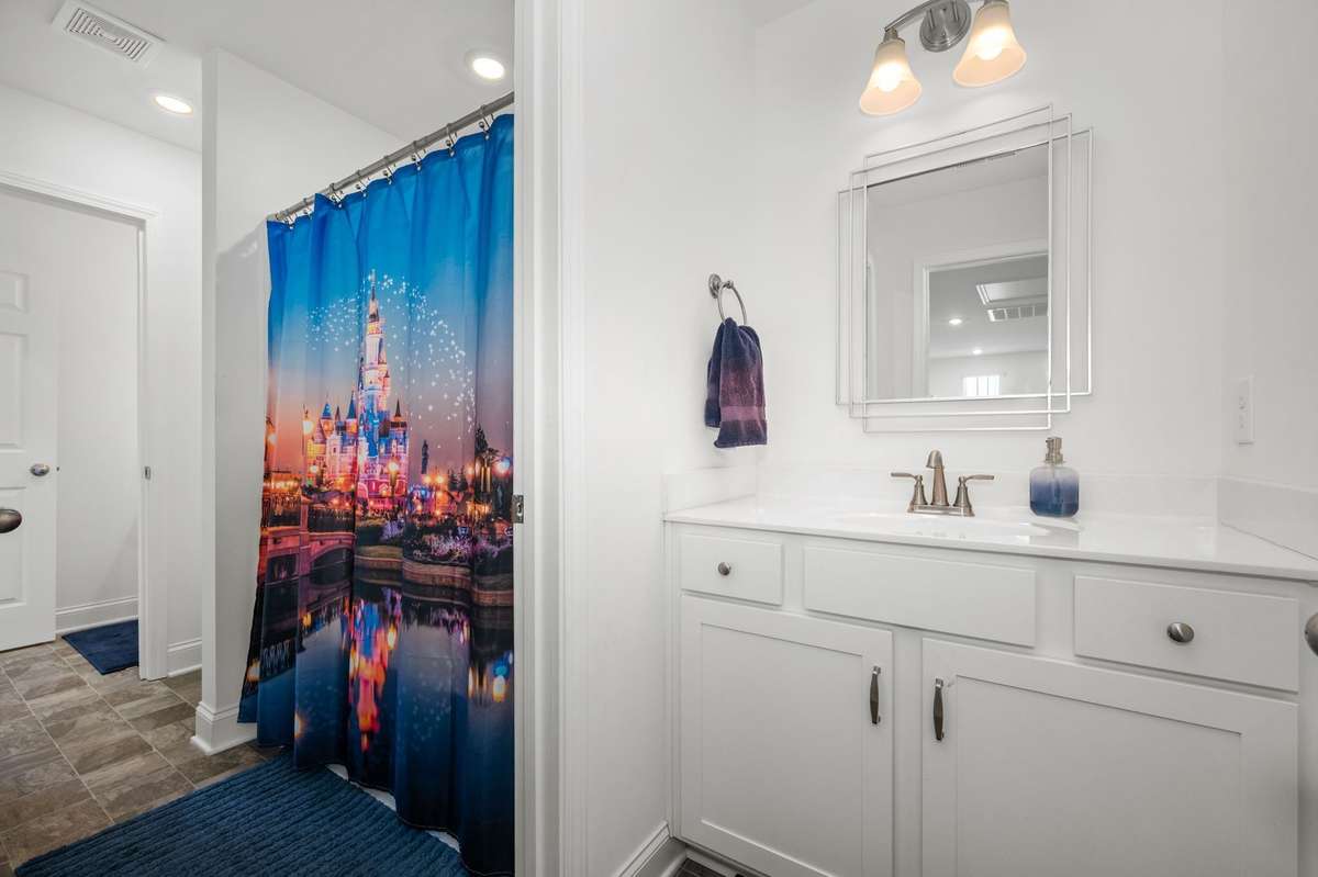 Jack 'n Jill bathroom upstairs!