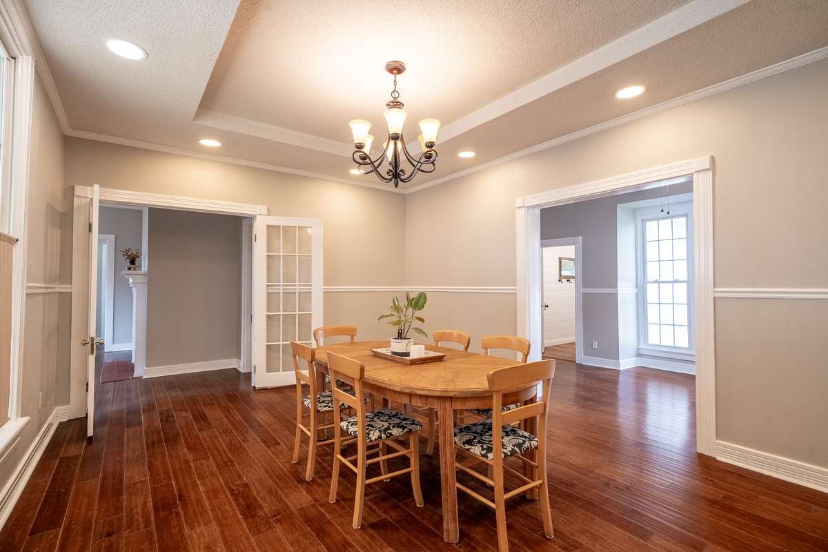 spacious dining area