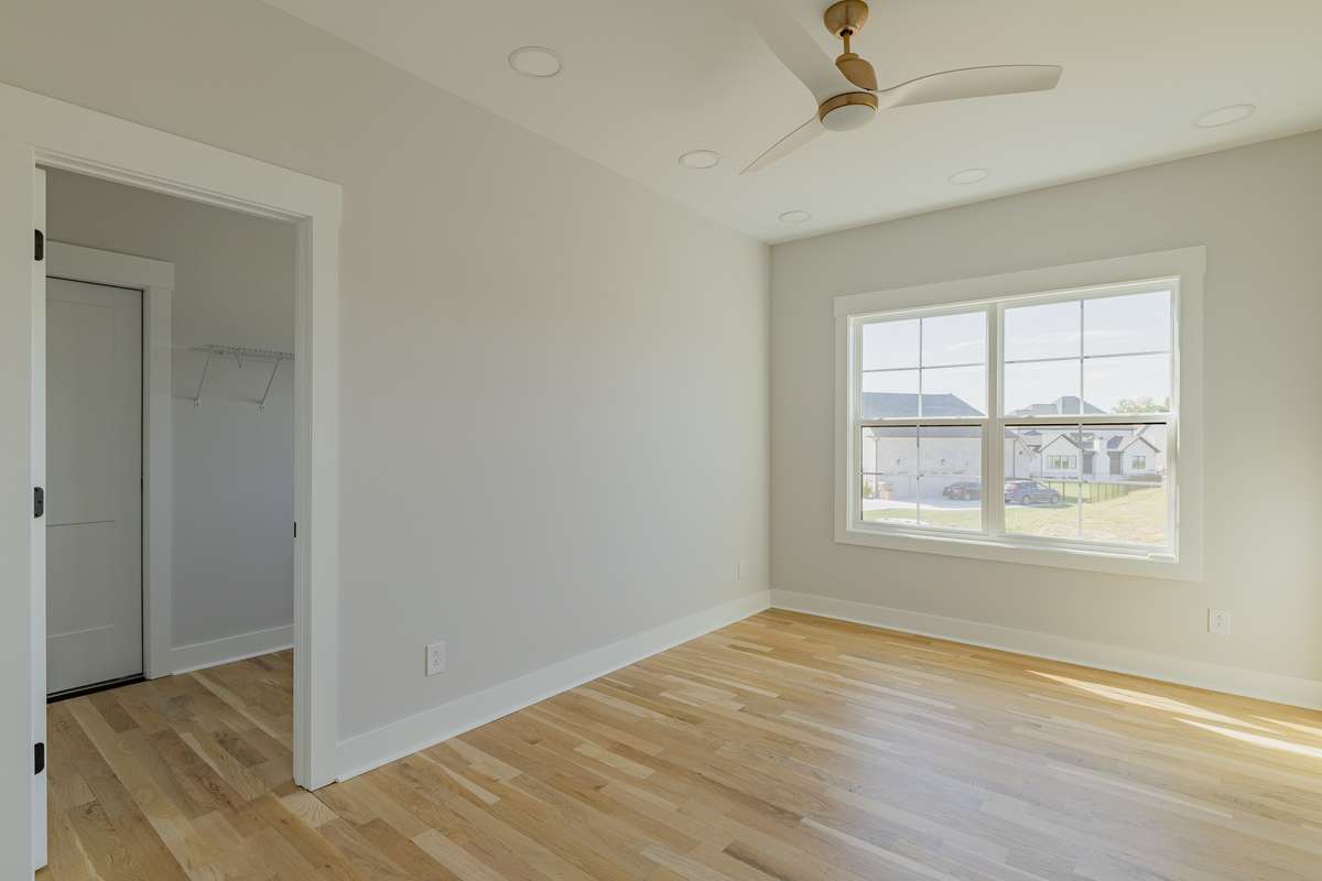 Upstairs Bedroom 4