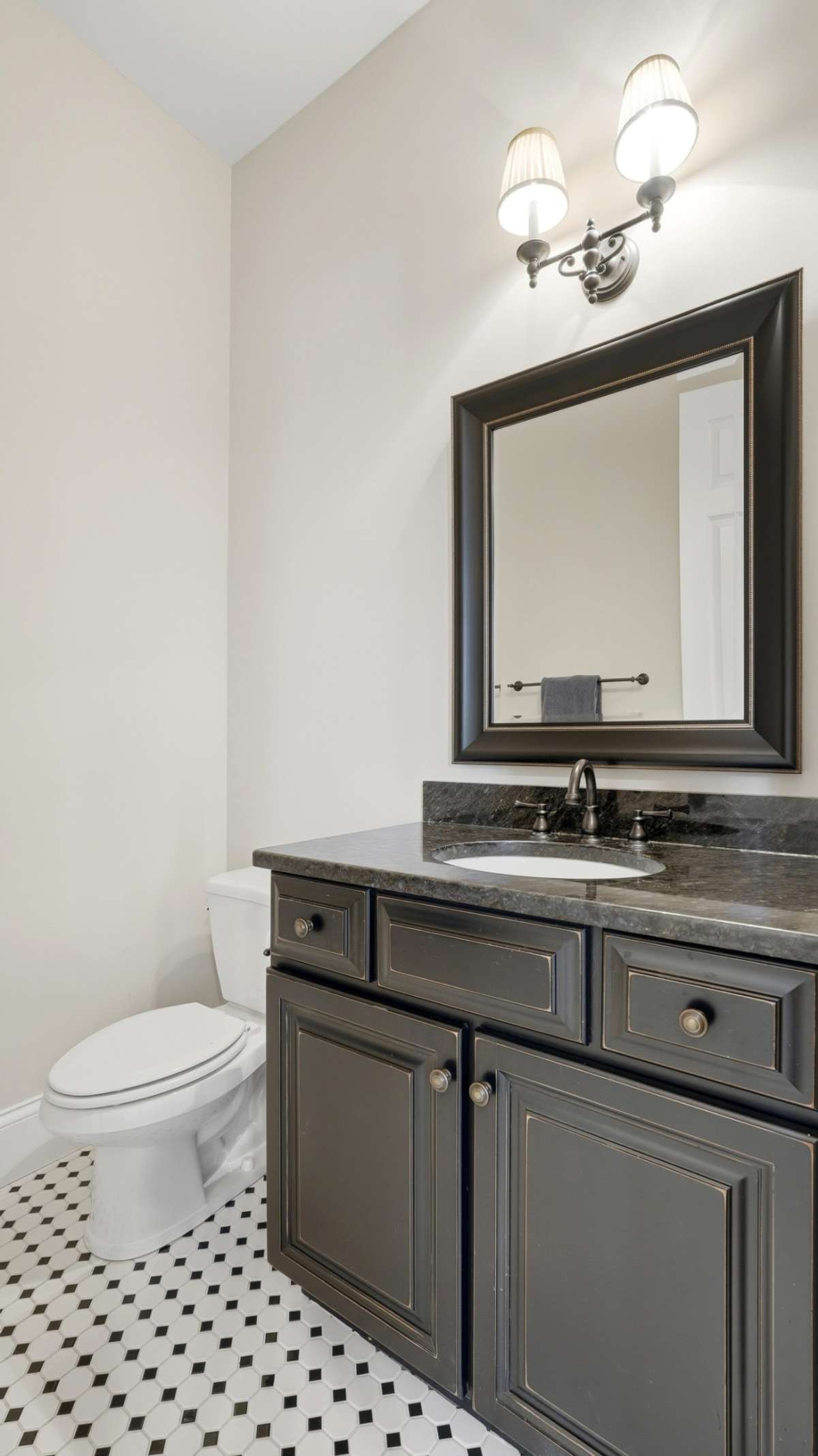 Upstairs bathroom 3