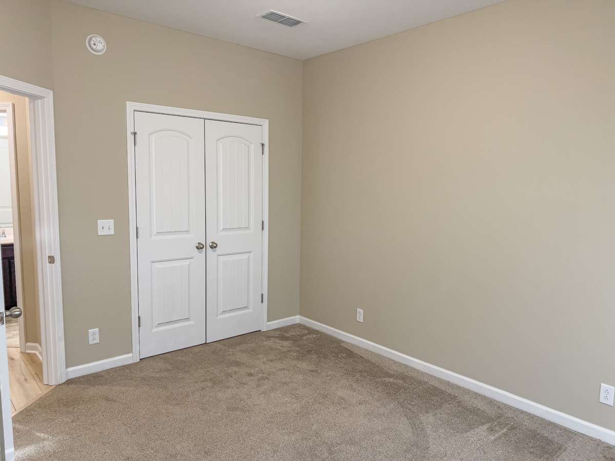 Main level bedroom 2