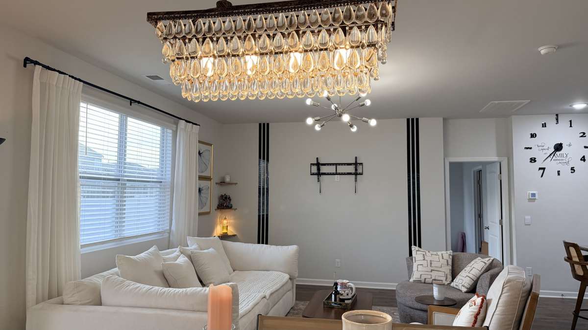 Plenty of space in this open floor plan home for entertaining!