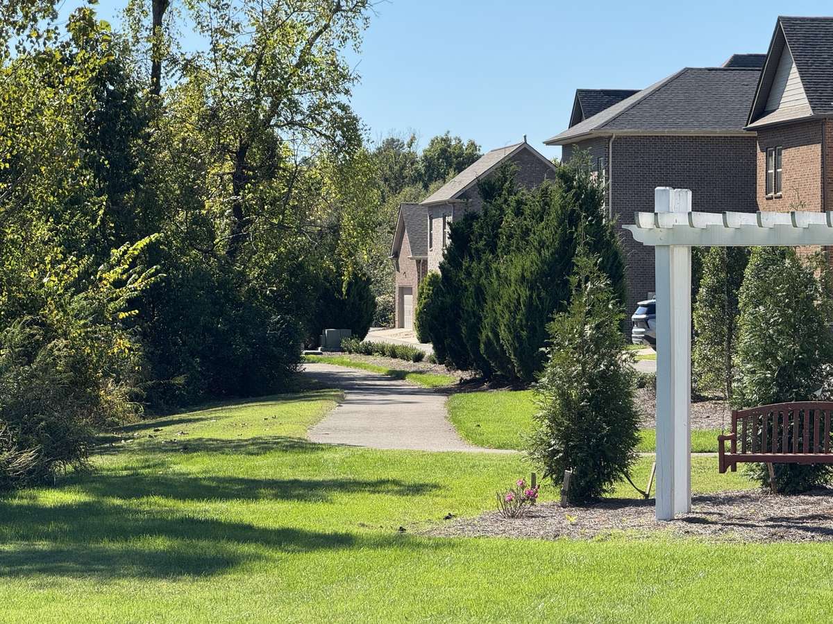 Take a stroll on the walking trails to the Streets of Indian Lakes shopping development, or to the Hendersonville Public Library.