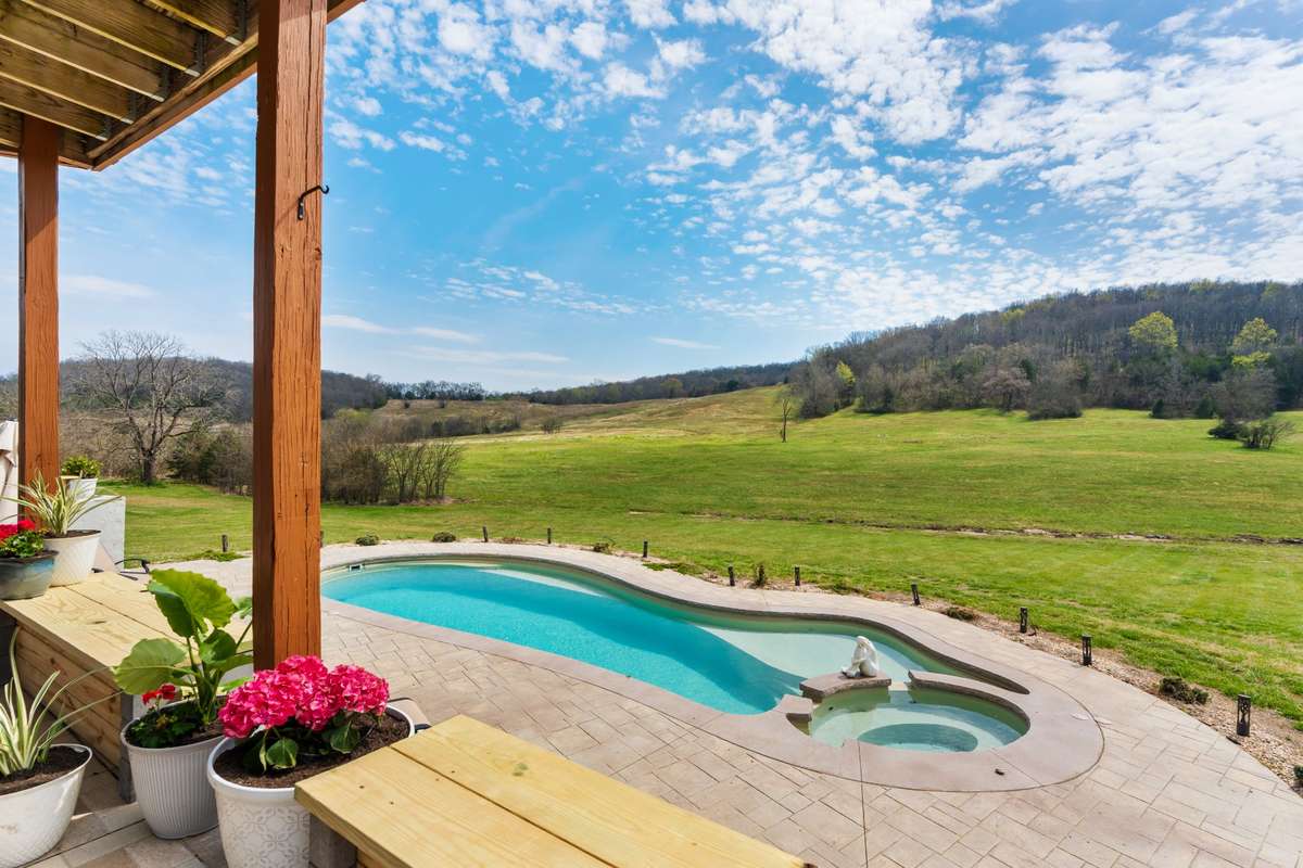 Heated pool and spa added in 2023