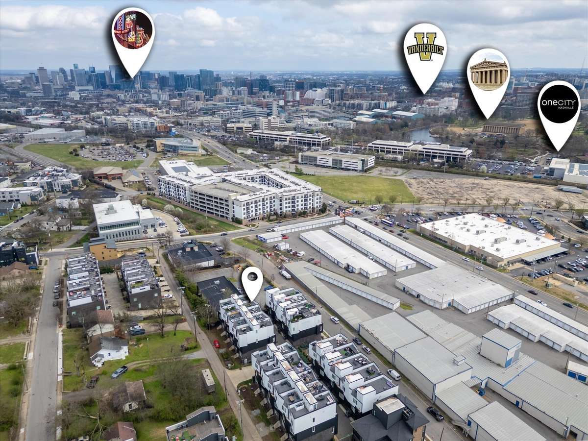 Prime Nashville location!