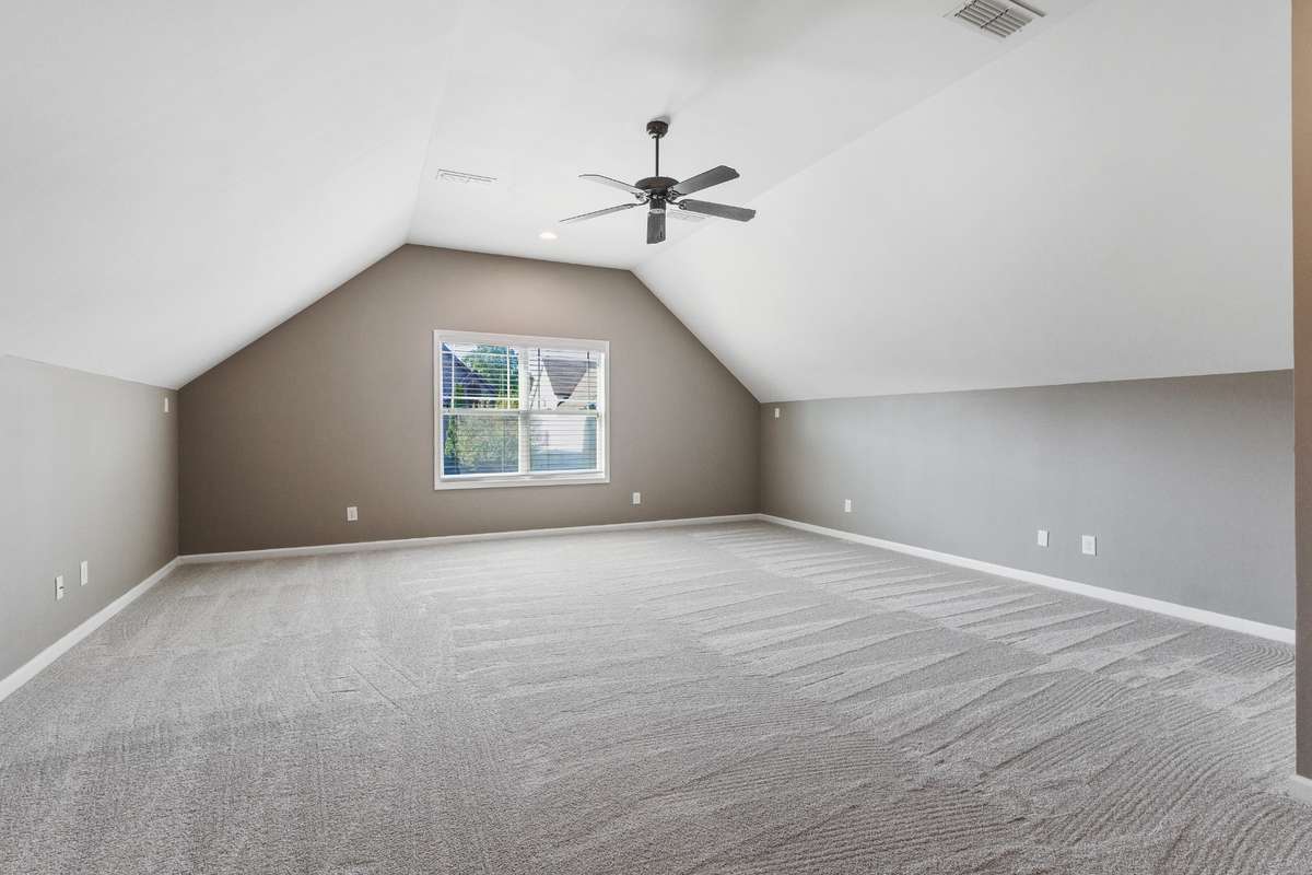 This flexible space can easily serve as a private retreat, bonus room, 4th bedroom, in-law suite, or teen suite—offering endless possibilities to make it uniquely yours.