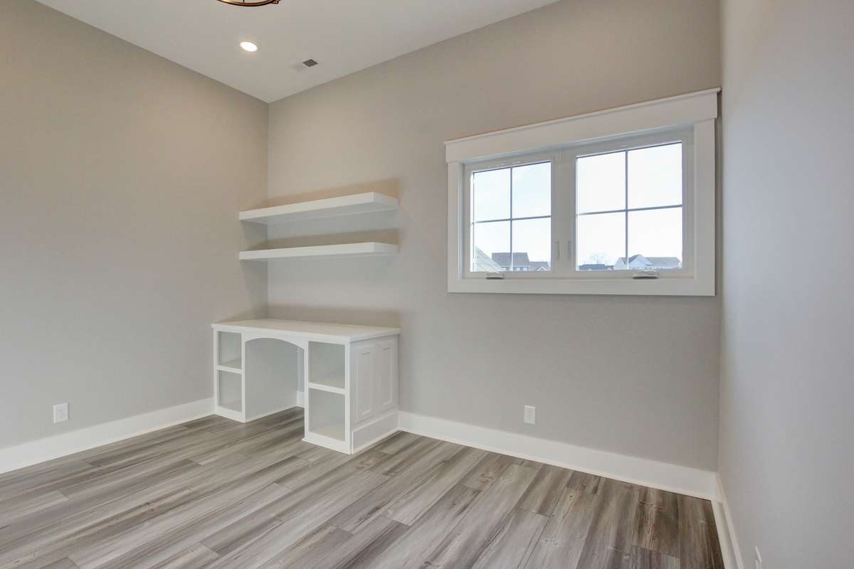 Office / 6th Bedroom with built-in desk