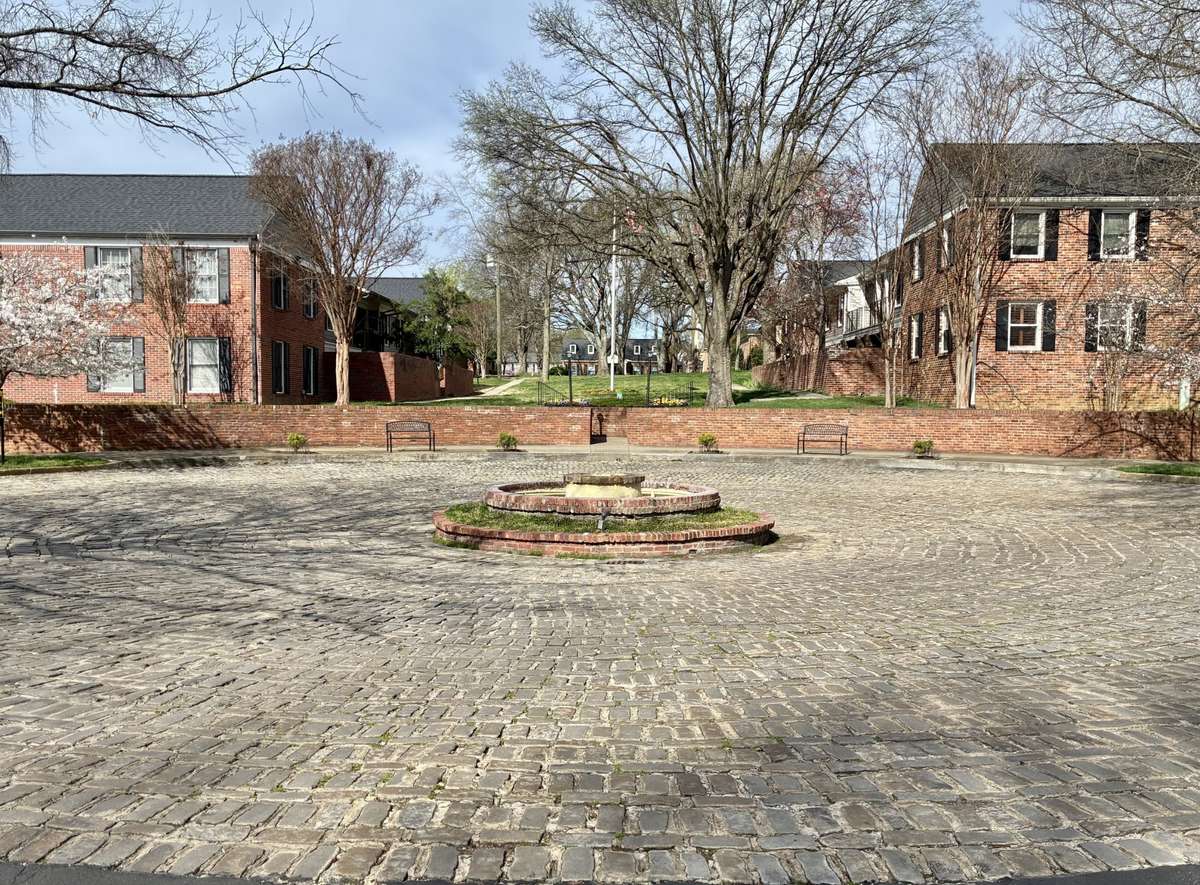 Cobblestone roundabout