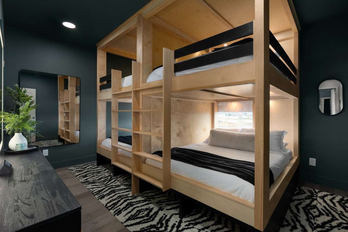 Photos shown are of a similar unit and are for illustrative purposes only. Finishes, features, and layout may vary.