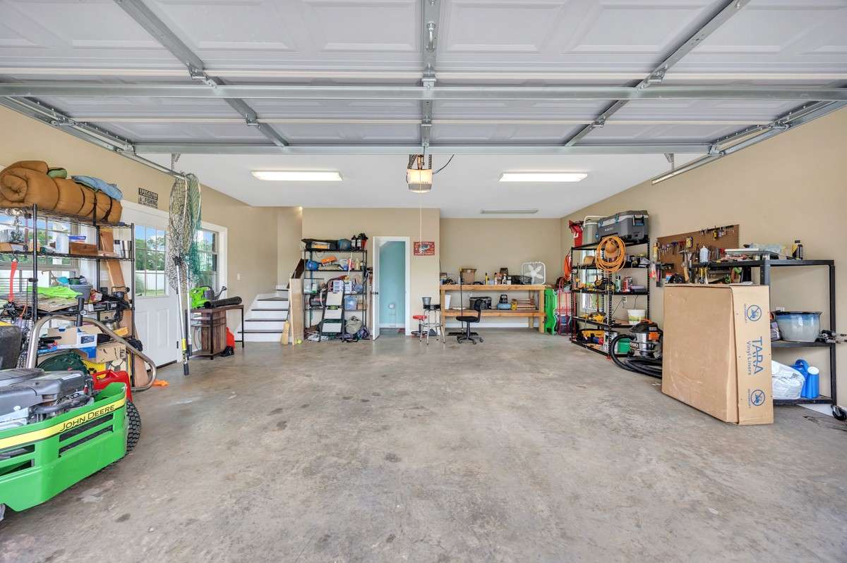 Garage- large single roll-up door