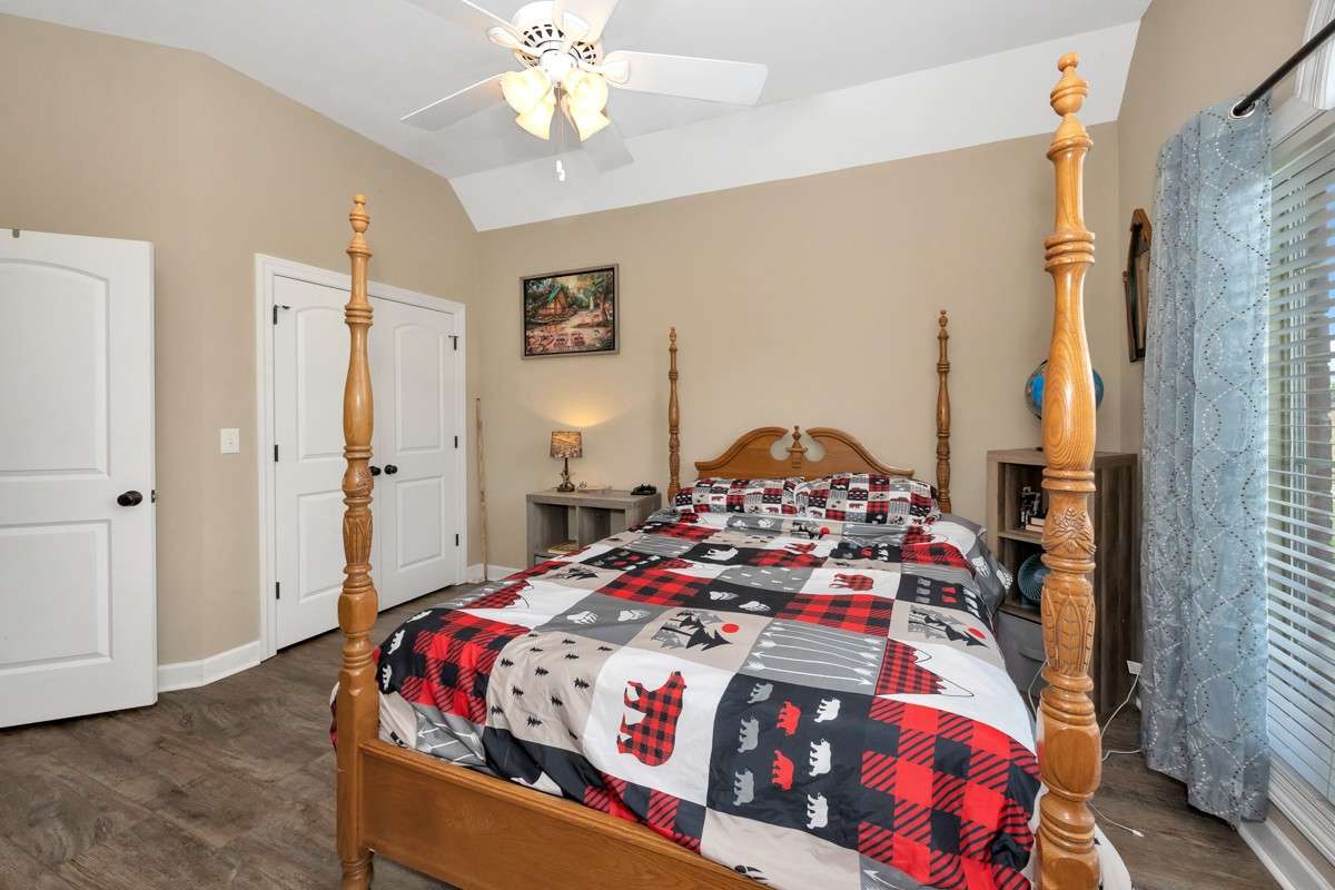 Bedroom- LVP flooring, ceiling fan, 10' ceiling