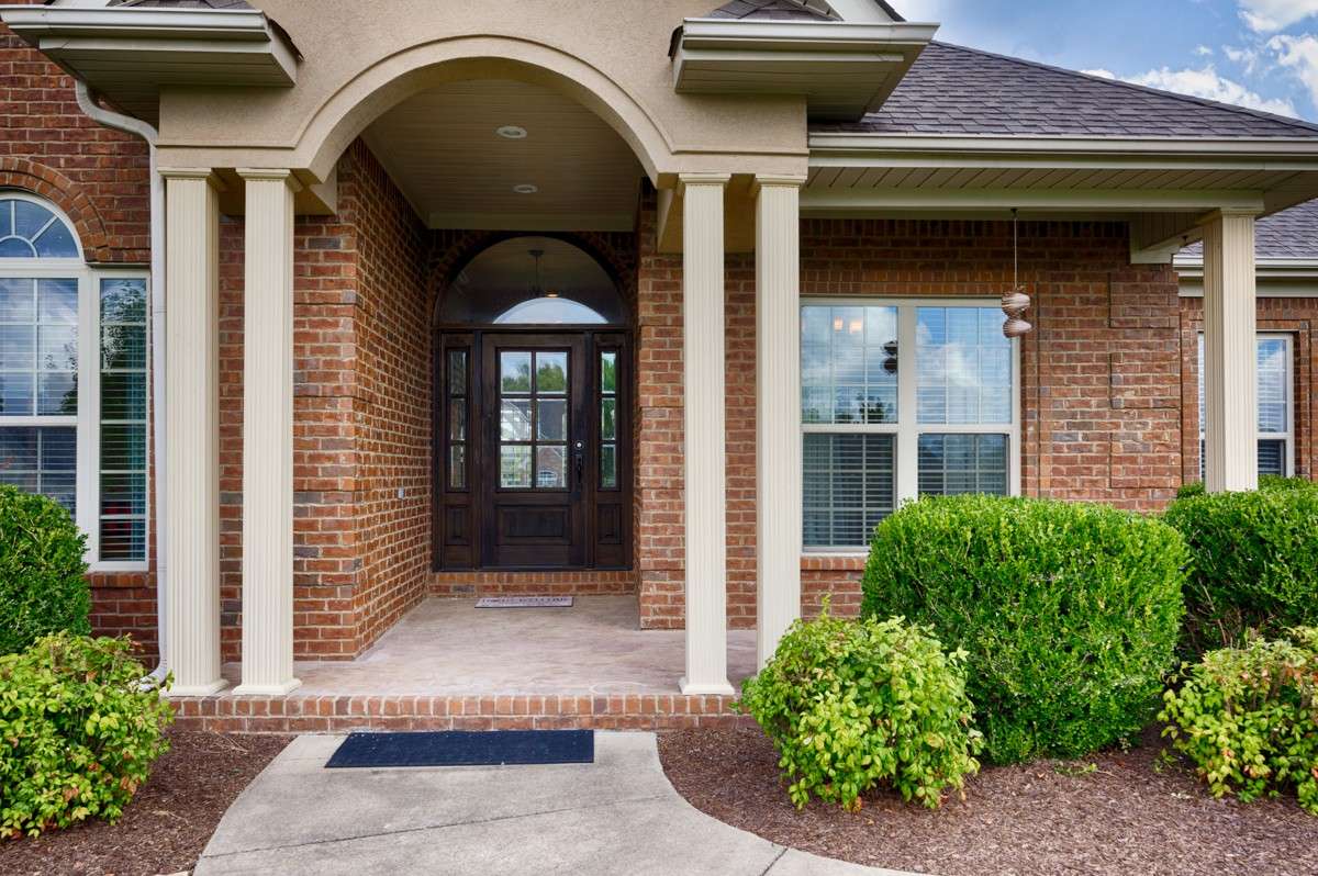Front of house- Covered front porch