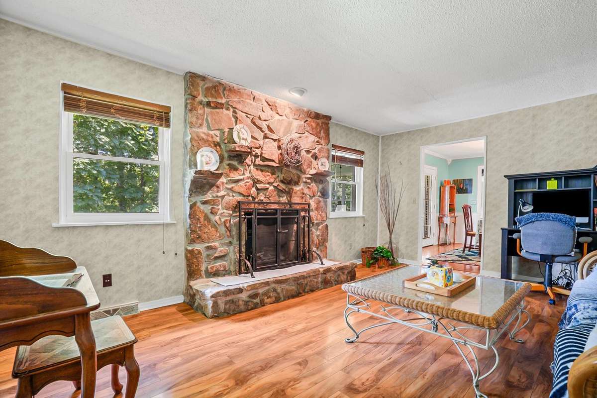 Den/Family Room
