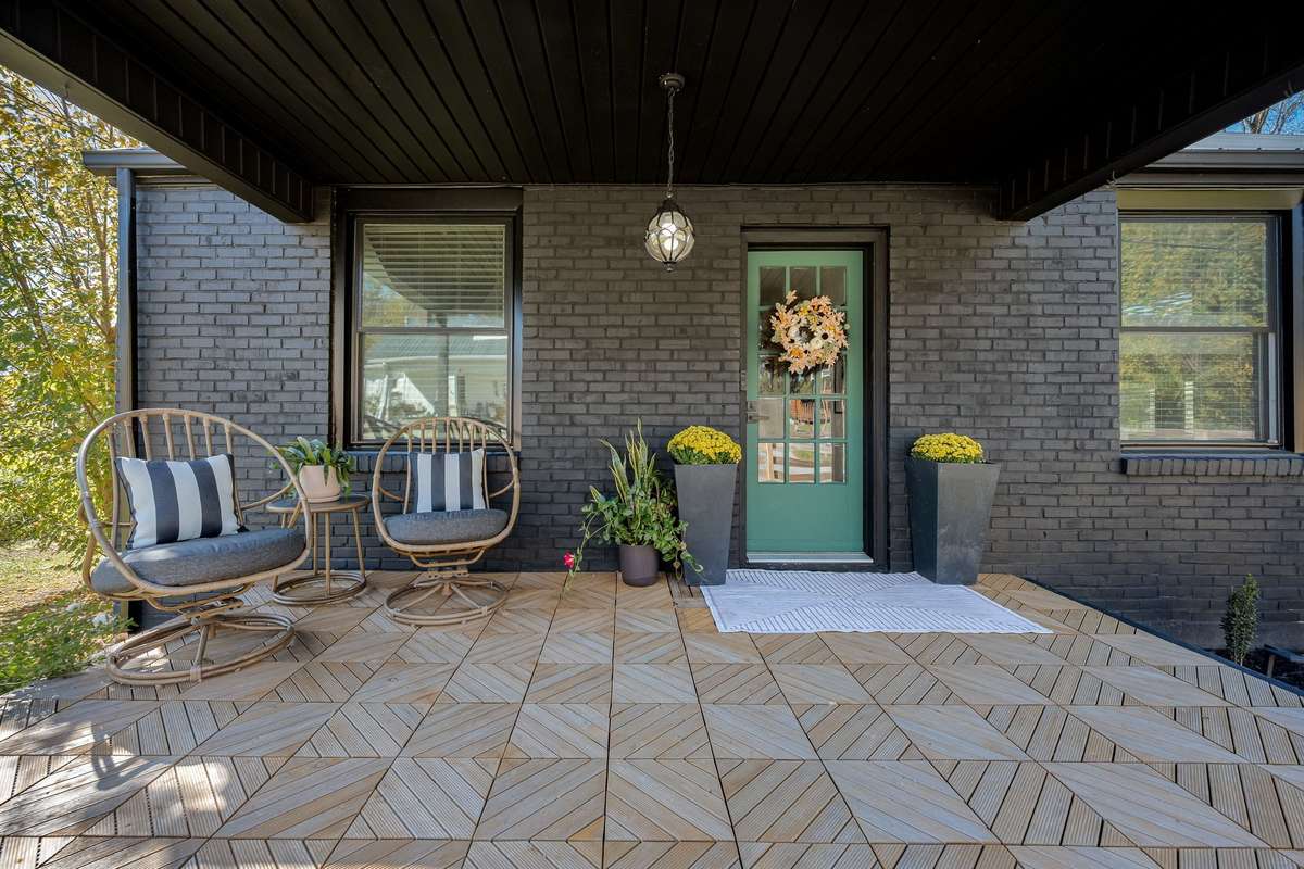 The perfect spot for your morning coffee or evening sunset.