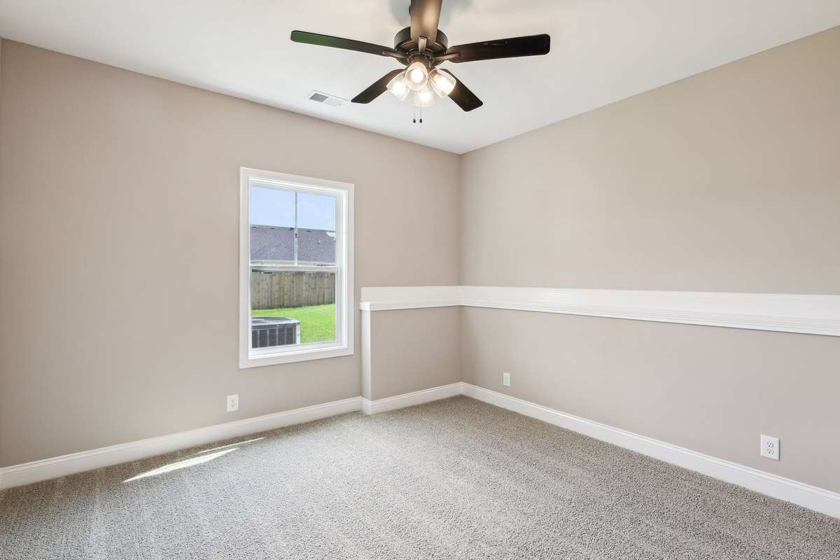 Sample pictures from a previous build showing the Oakmont Floor Plan. Materials and colors are subject to change without notice.