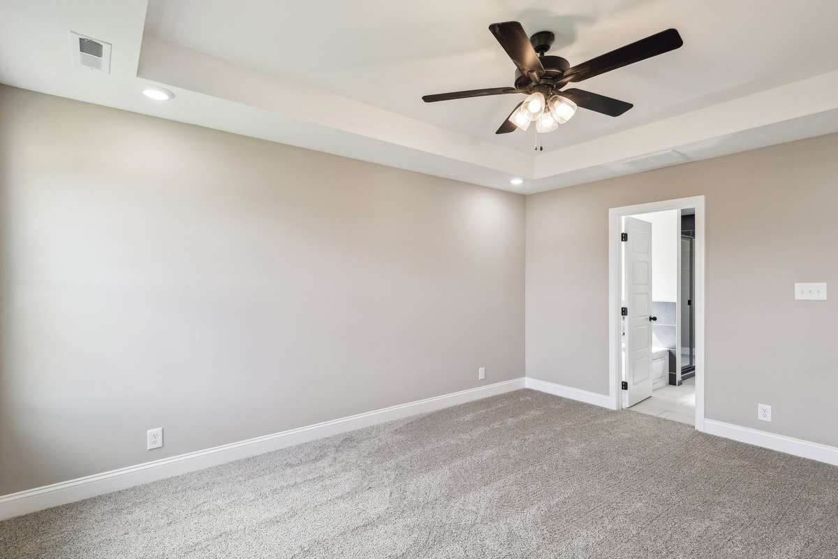 Sample pictures from a previous build showing the Oakmont Floor Plan. Materials and colors are subject to change without notice.