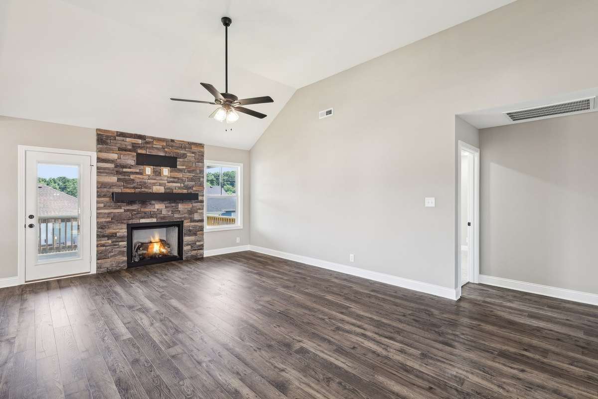 Sample pictures from a previous build showing the Oakmont Floor Plan. Materials and colors are subject to change without notice.