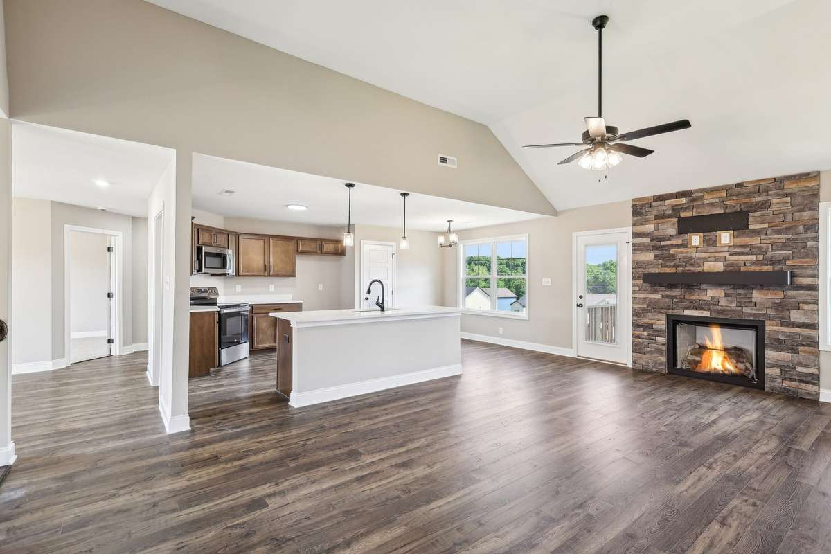 Sample pictures from a previous build showing the Oakmont Floor Plan. Materials and colors are subject to change without notice.