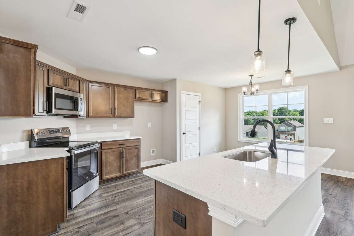 Sample pictures from a previous build showing the Oakmont Floor Plan. Materials and colors are subject to change without notice.