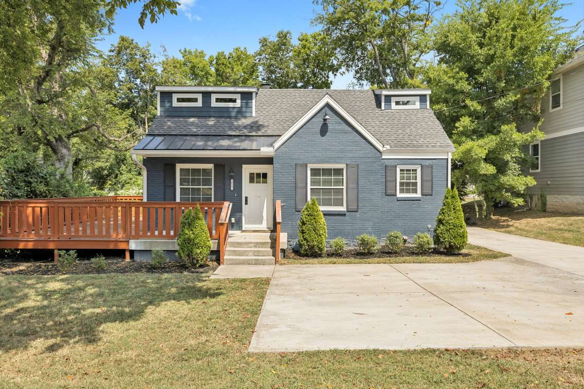 Welcome to 1615A Cahal Avenue!