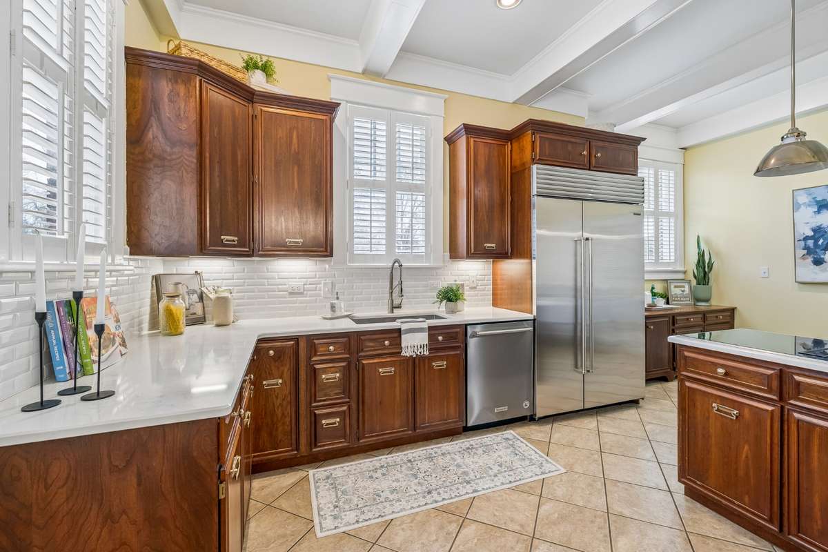 Custom kitchen cabinets and lots of space