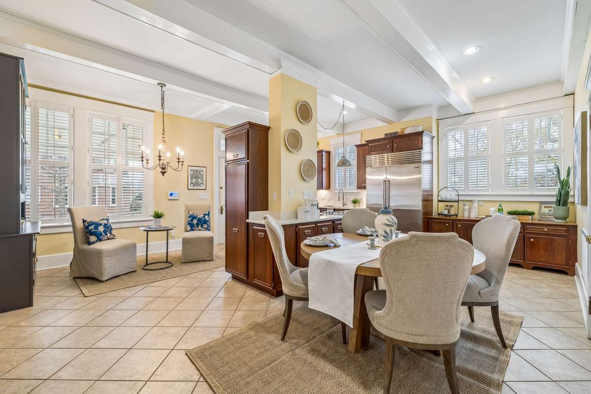 Grand Central Station - HAHA- The huge kitchen with pantry and laundry closet
gives you a lot of room to move around and entertain.