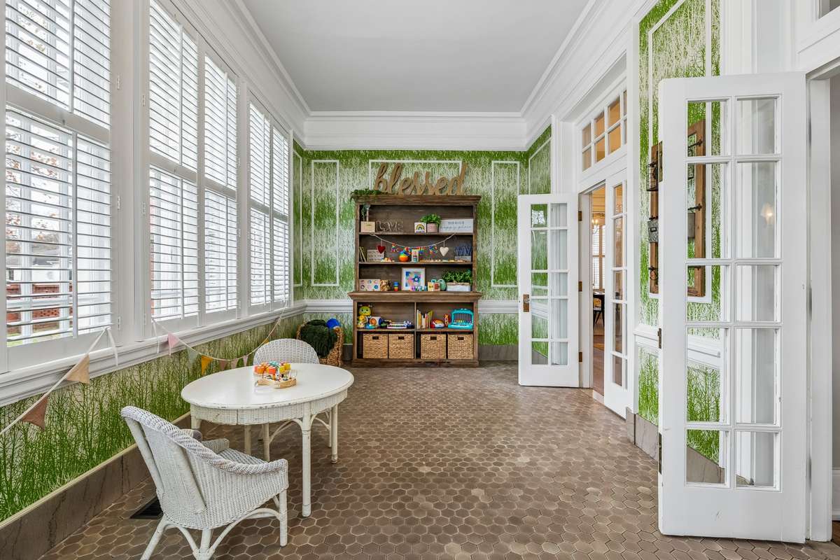 One of my favorite rooms in the house!