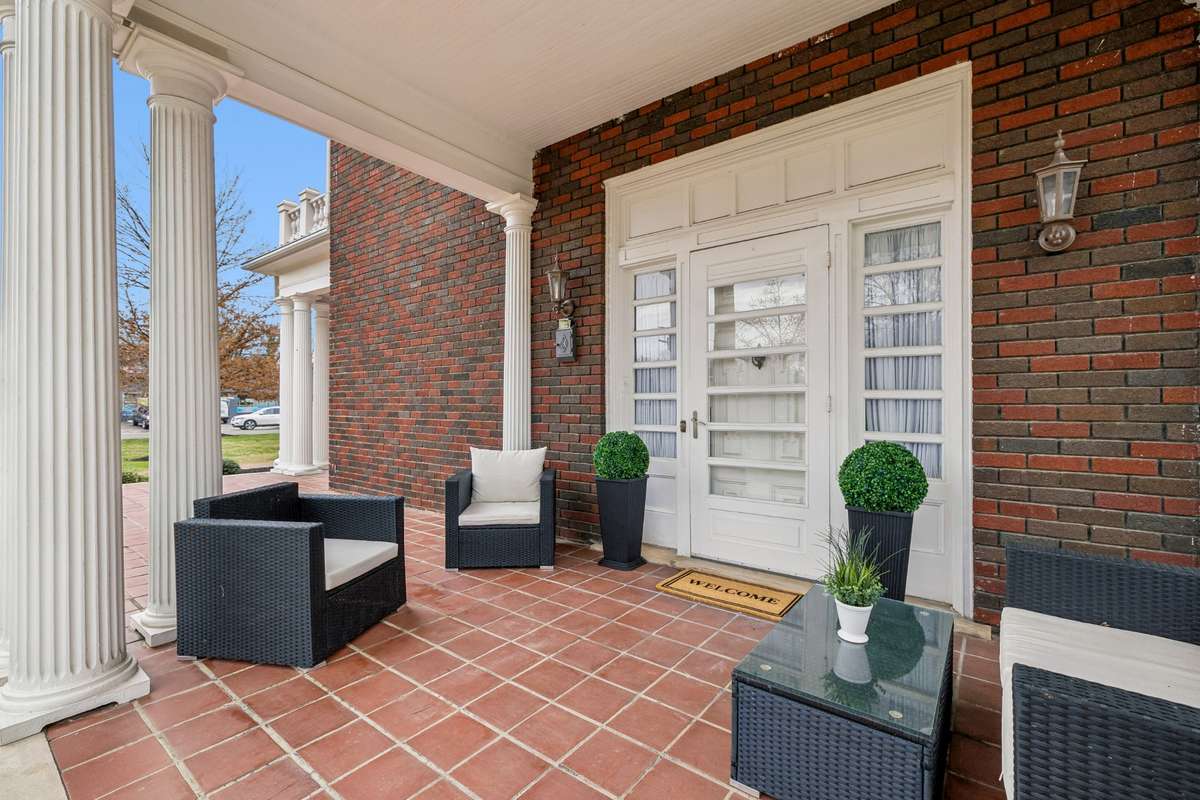 Side Entrance and Covered Patio