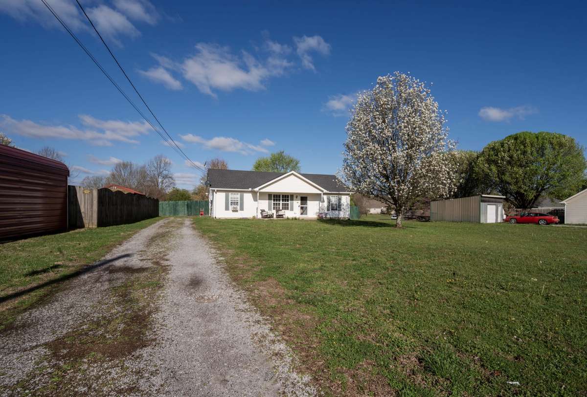 This home has a long driveway for plenty of parking!!