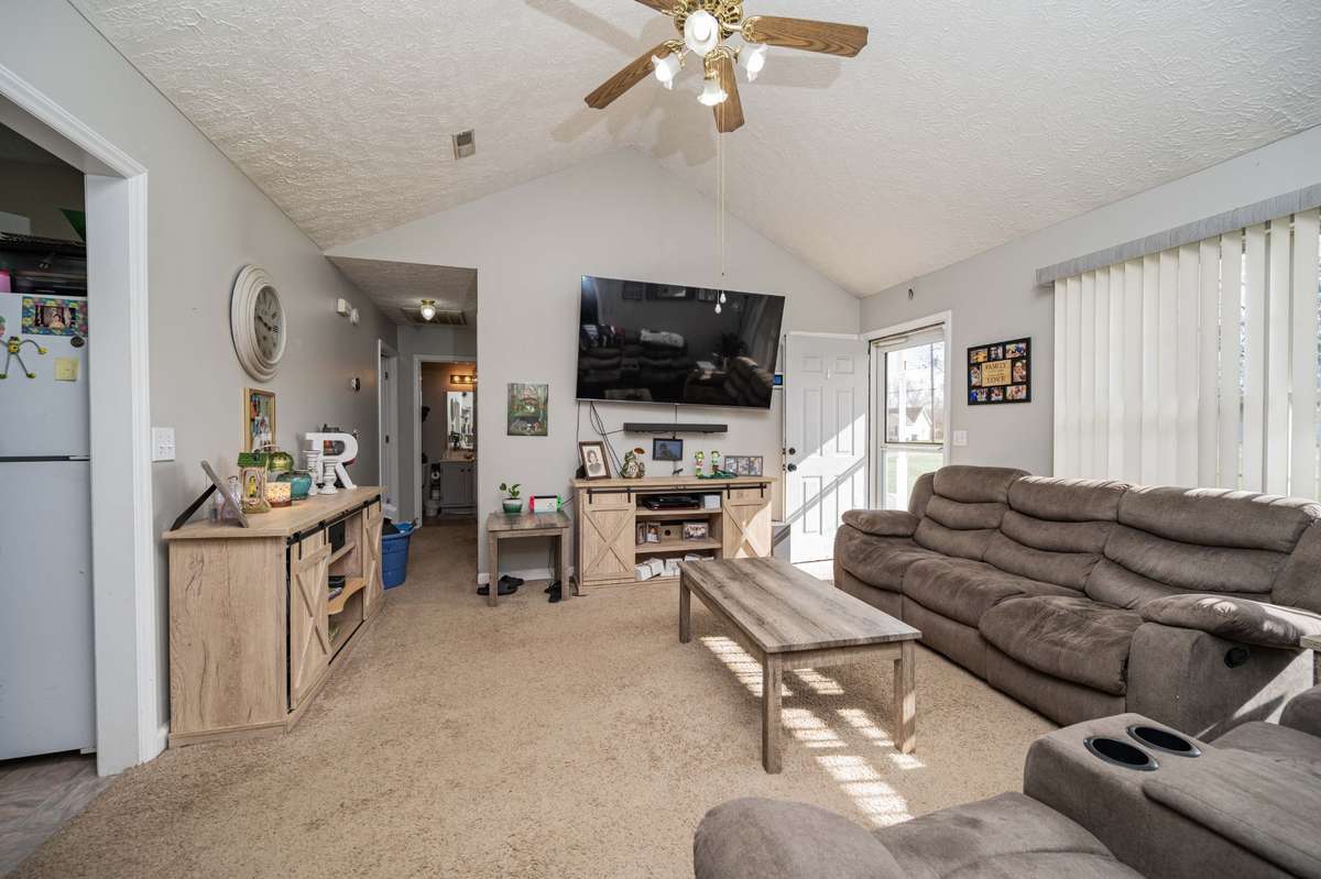 Living Room!!