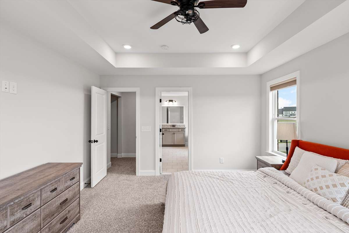 Direct access to the en-suite bath, offering a comfortable and private retreat.