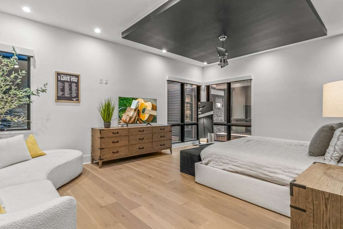 Drop ceiling with modern lighting effects.