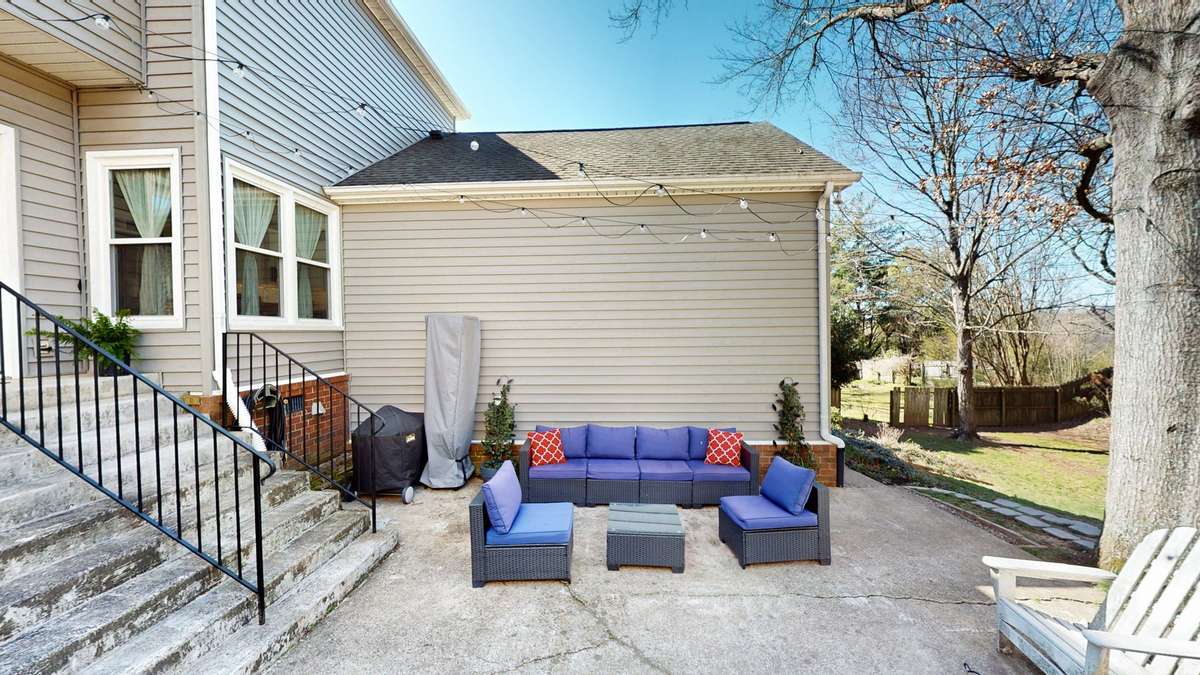 Awesome patio area to enjoy grilling and chilling!